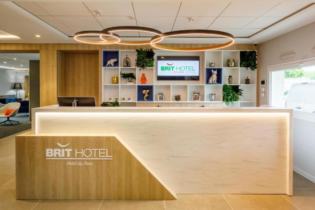 Brit Du Parc - Fougères Hotel Lecousse